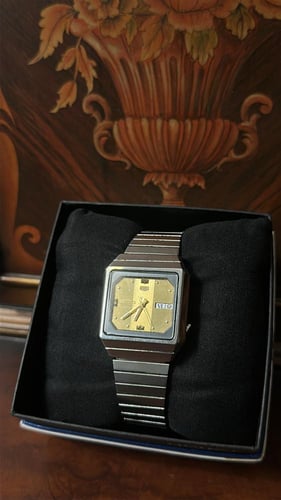 سيكو ٥ تلفاز ذهبي | Seiko 5 Tv