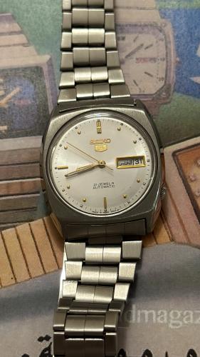 Seiko 5 ⏰ - اوف وايت