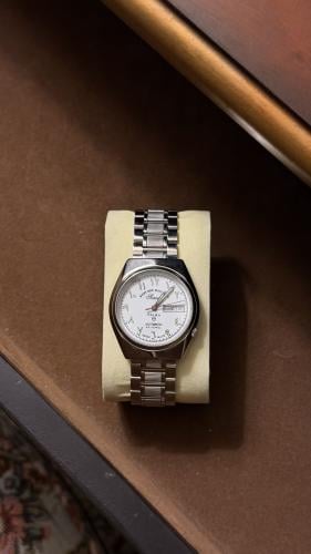 ويست اند واتش اوف وايت | West end watch cQ