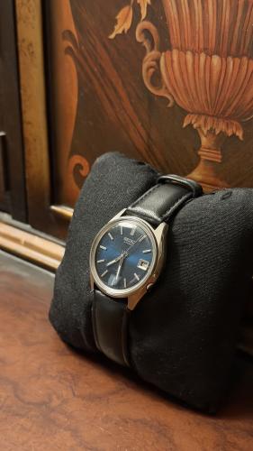 سيكو تركوازي غامق جلد | Seiko Classic Blue moon