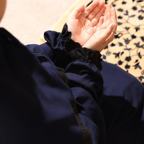 شرشف صلاة لف يتسكر إذا لفيتي الطرحه