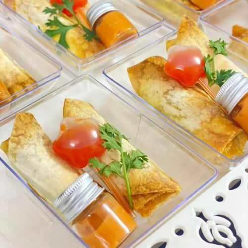 علب زجاجية للعينات و الصوص