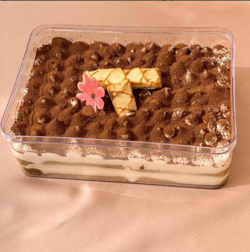 علب اكريلك للكيك