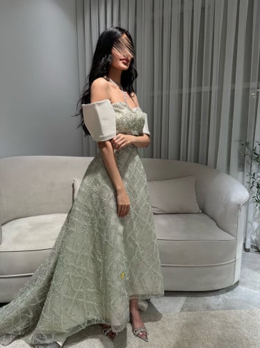 فستان المونتانا الكريمي