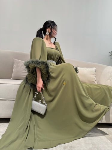 فستان الفلوريت الأخضر