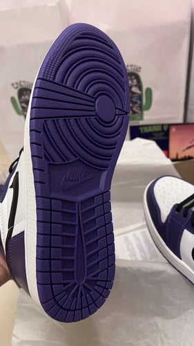 Jordan مقاس 39 و 38