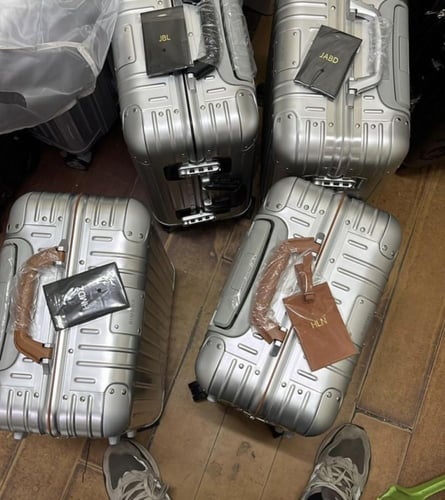 طلب مسبق ريموا تاق RIMOWA tag