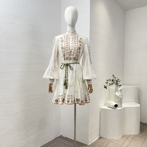 ALÈMAIS drees