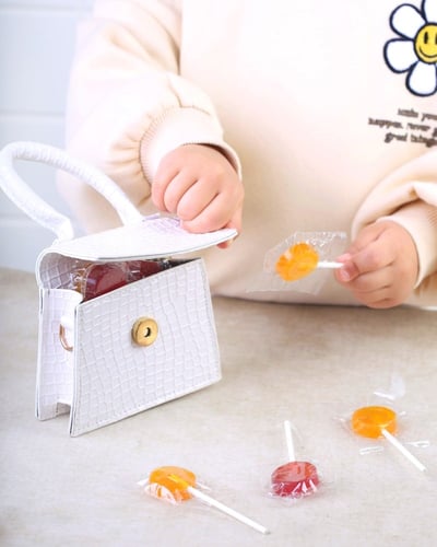 حلاو مصاص المانوكا للأطفال