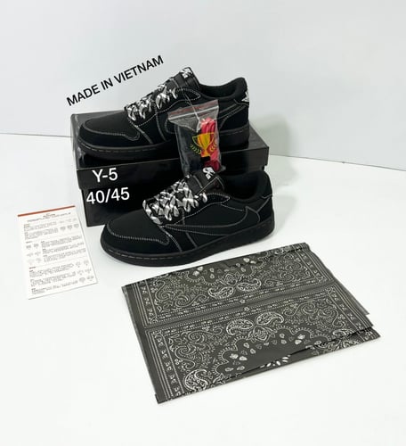 Air Jordan 1 Low OG TS "Travis Scott - Black Phant...