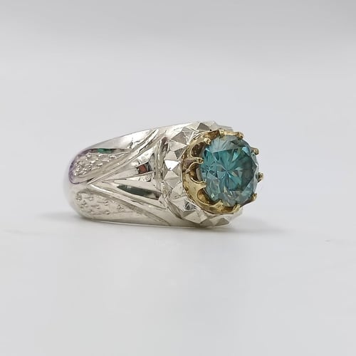 خاتم موزنايت