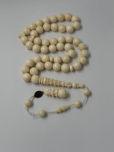 عاج ( ناب الفيل )