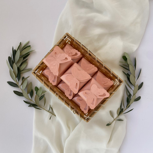 سلة الفراشات