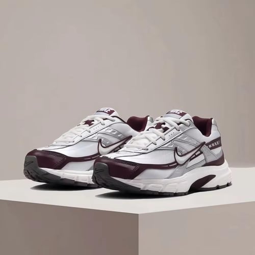 Nike INITIATOR running shoe breathable, classic ru...