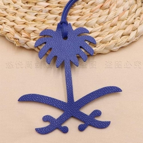 تعليقة سيفين و نخلة