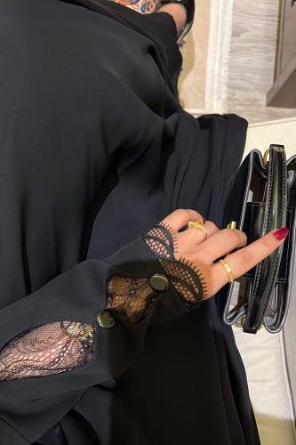 عباية رغد