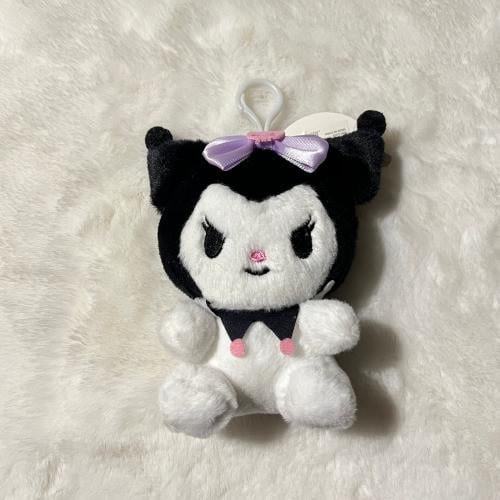 Doudou medal with multiple personalities