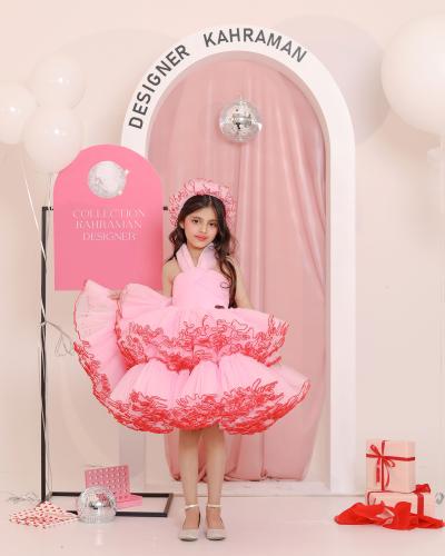 فستان مميز بطبقات التل