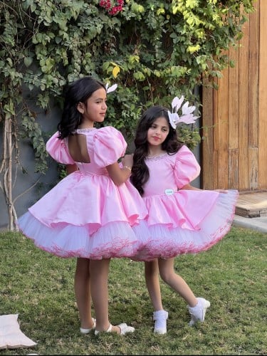 فستان الاميره مزين بكرستال