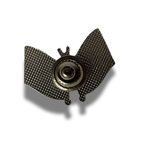 بروش علم السعودية وشعار الخطوط - فضي