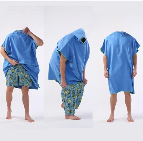 منشفة بغطاء راس