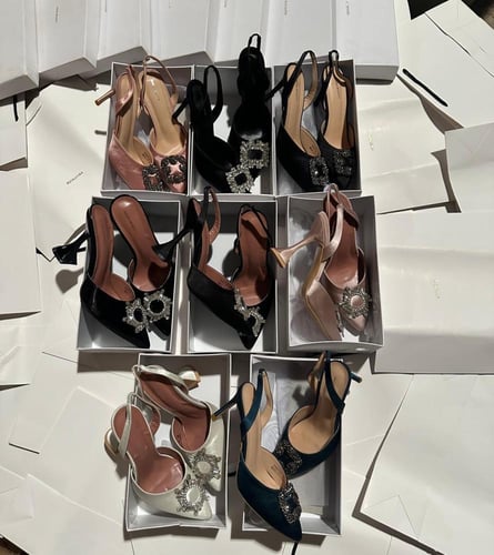 كعب مانولو بلانيك