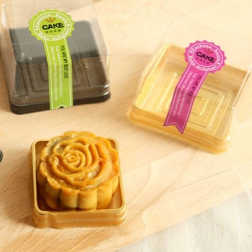 100 علبة حلويات ذهبي صغير