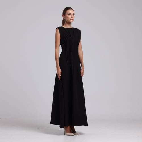 Sculpted Pleats - BLACK