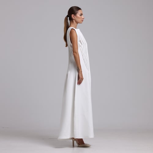 Sculpted Pleats - WHITE