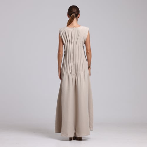 Sculpted Pleats - BEIGE