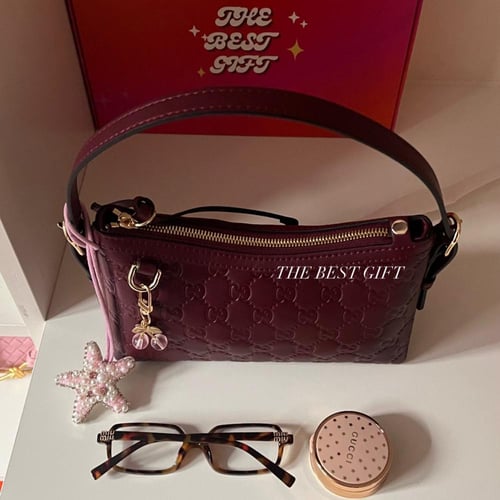 GG Emblem small shoulder bag