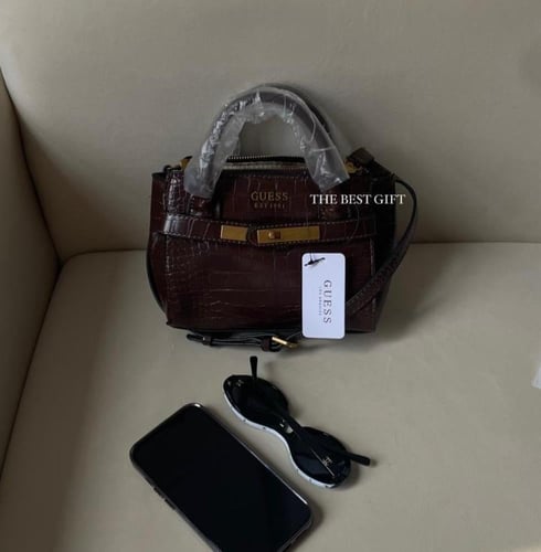 guess bag
