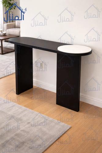 طاولة كونسول بتصميم غير متماثل مع سطح دائري – أناق...