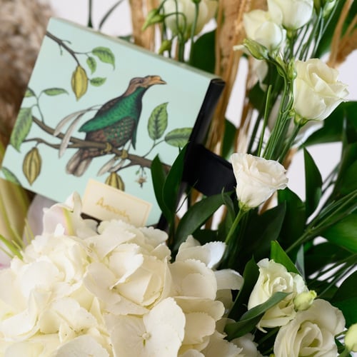 باقة البوهيميا البيضاء - مع أنوش