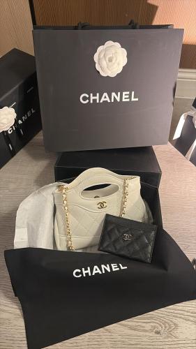 Chaneal bag with card