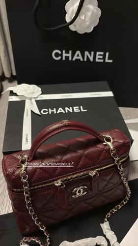 Chanel bag in the color of date