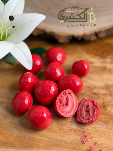 فراولة مجففة بالفراولة