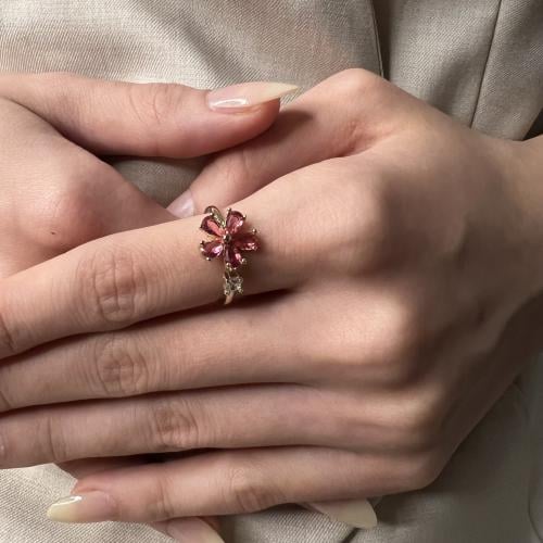 خاتم زريكون وردي