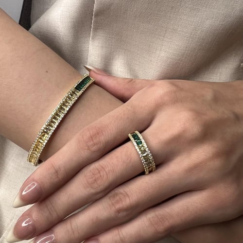 بنجره زريكون مدرج مع خاتم