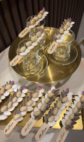 مكسرات الضيافة اعواد