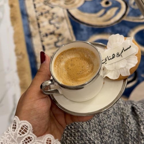 10 حبات من ديكور ورد السكر للمشروبات