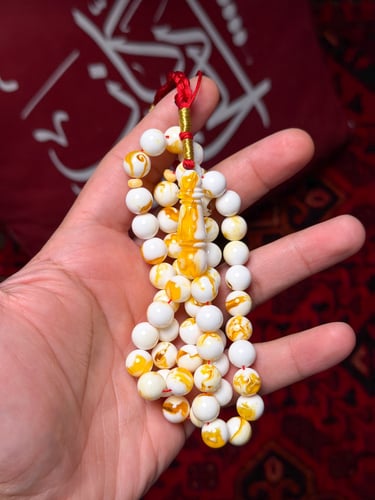 مسباح شبيه الكهرمان برائحه