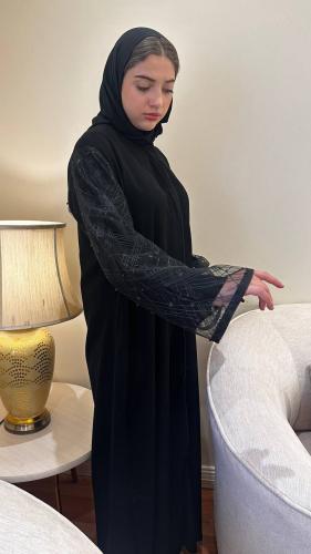 عبايه كم دانتيل جميله جدا