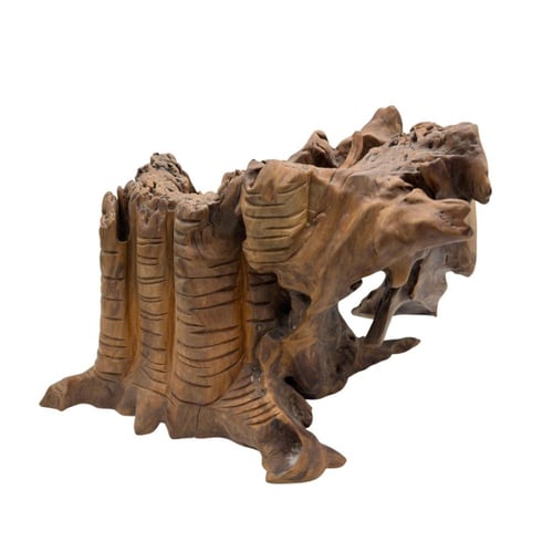 منحوتة خشبية طبيعية