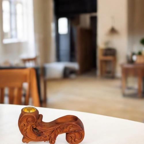 مبخرة مخزن العود