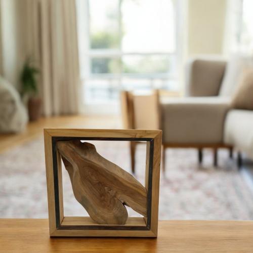 منحوتة خشبيّة بوابة الجمال