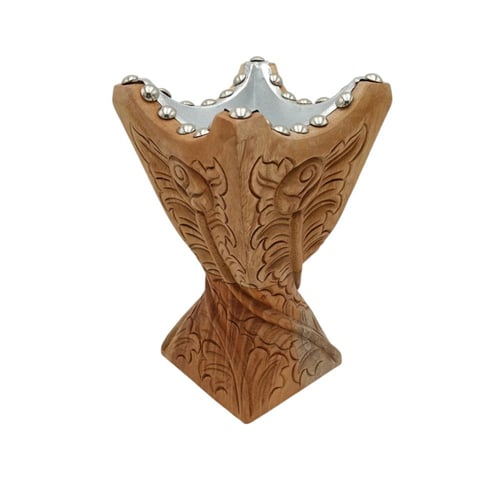 مبخرة الوردة المجدولة