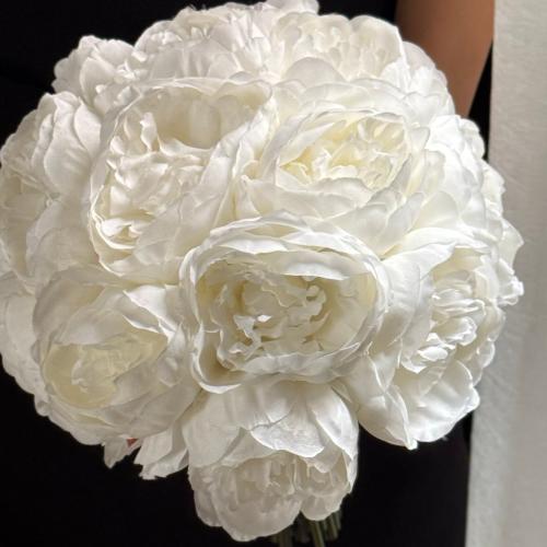 مسكة بيوني صناعي