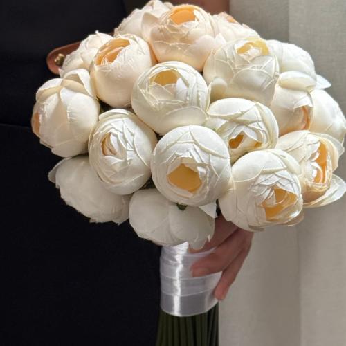 مسكة عروس صناعي