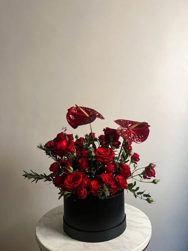 بوكس الانتريوم احمر